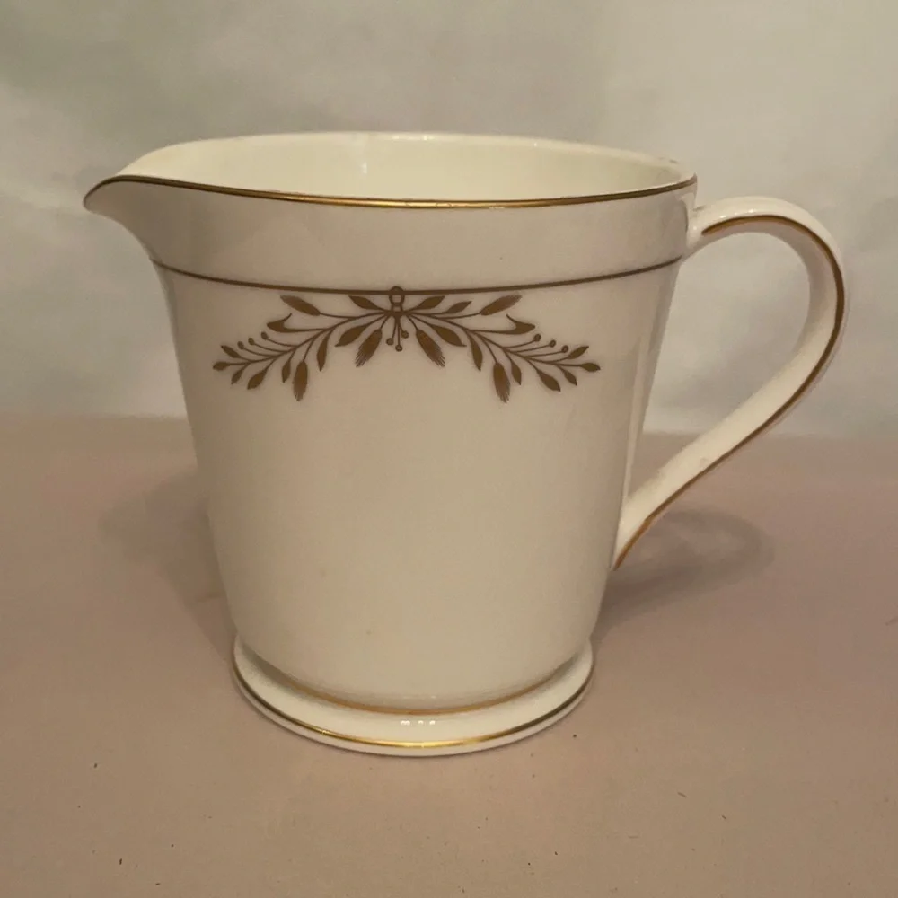 Creamer Misia by WATERFORD CHINA Marc Jacobs